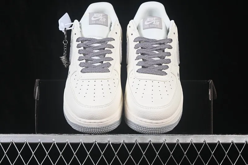 All categories Nk Air Force 1 Air Force series Nk Air Force 1 Low Air Force low-top Nike Air Force 1'07 Low off-white matt gray Air Force 1 low-top casual sneakers DN9688-107